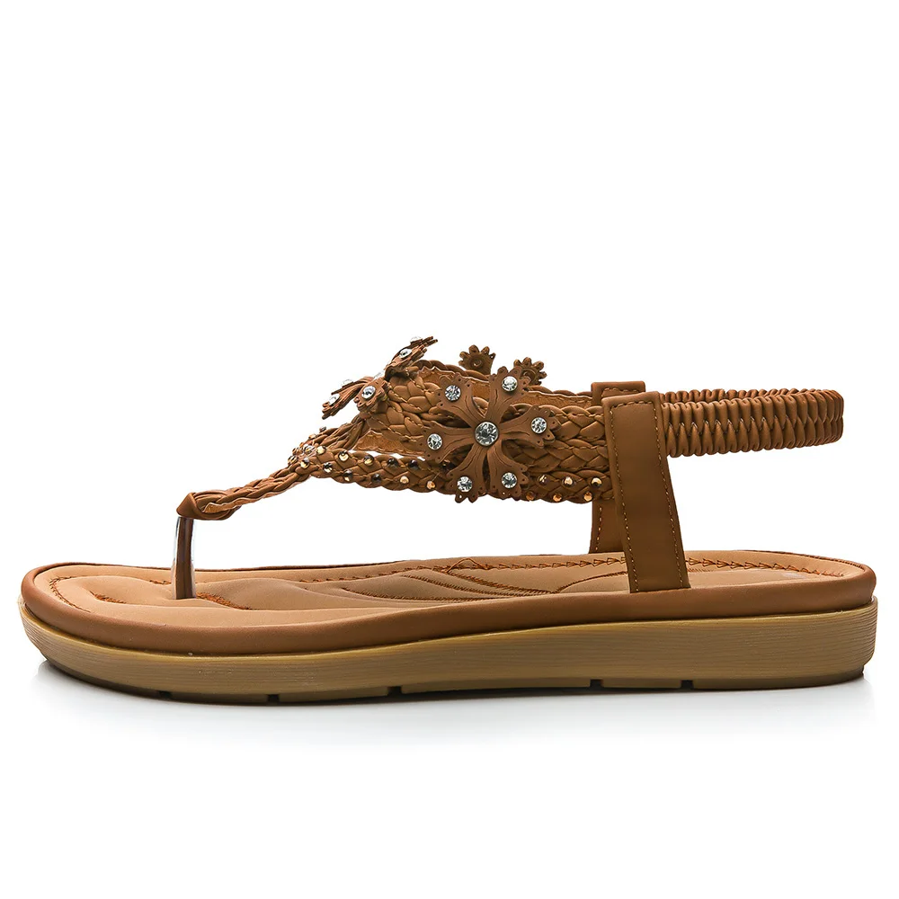 Женские замшевые шлепанцы с бриллиантами в полоску и цветах | Обувь