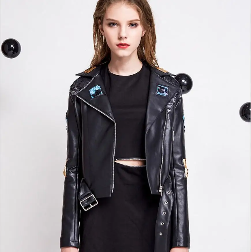 Куртка из искусственной кожи расшитая блестками на весну-осень 2019 | Женская