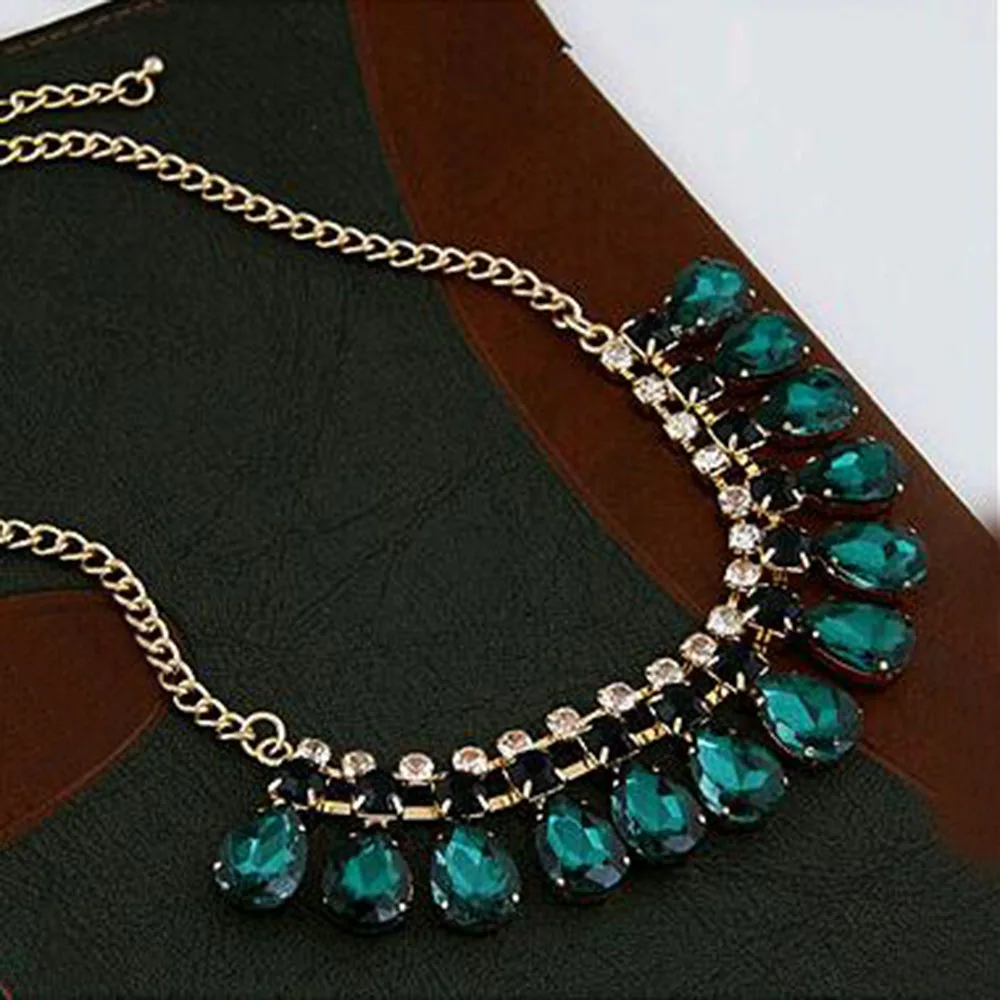

KISS WIFE 2018 New Fashion jewelry Gem statement Gold Necklaces & Pendants choker necklaces for women