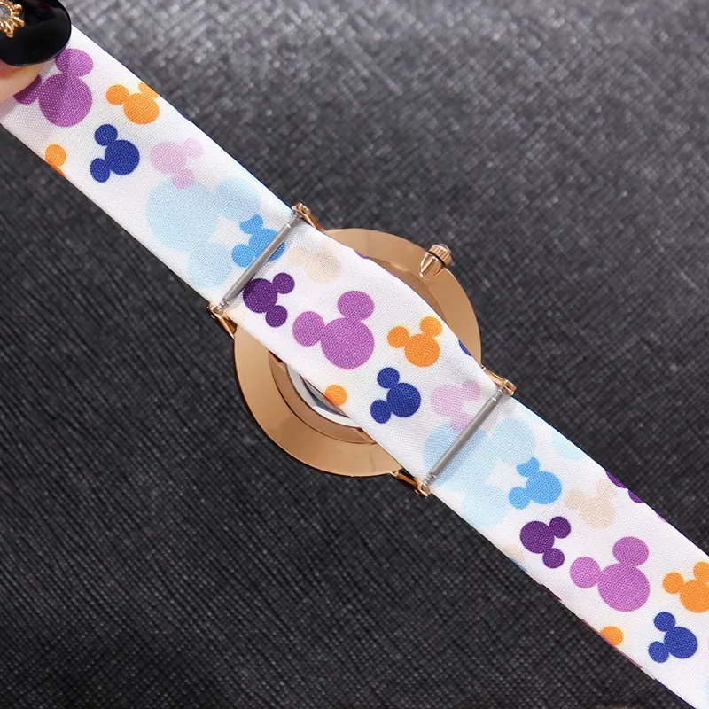 Новые летние женские Кварцевые водонепроницаемые часы с Микки Маусом и 2