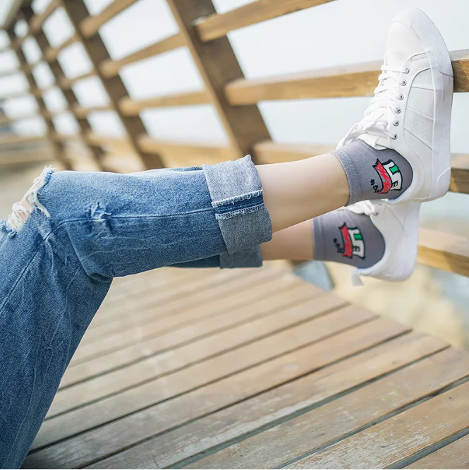 Магазин Crazy Fly новая мода японские Носки с рисунком дома солнца Короткие