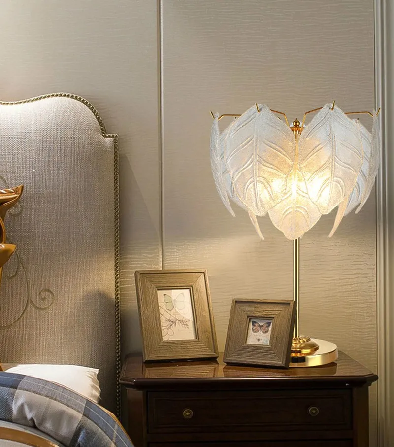 Новый дизайн светодиодная настольная лампа в стиле постмодерн для гостиной