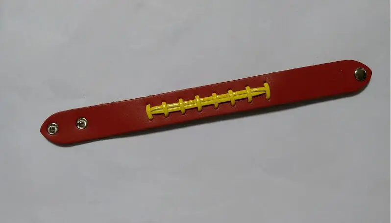 

Mixed wholesale Wristbands Football Softball Baseball Leather Bracelets Wristlets Stitches Sports Team many Colors Gifts Game