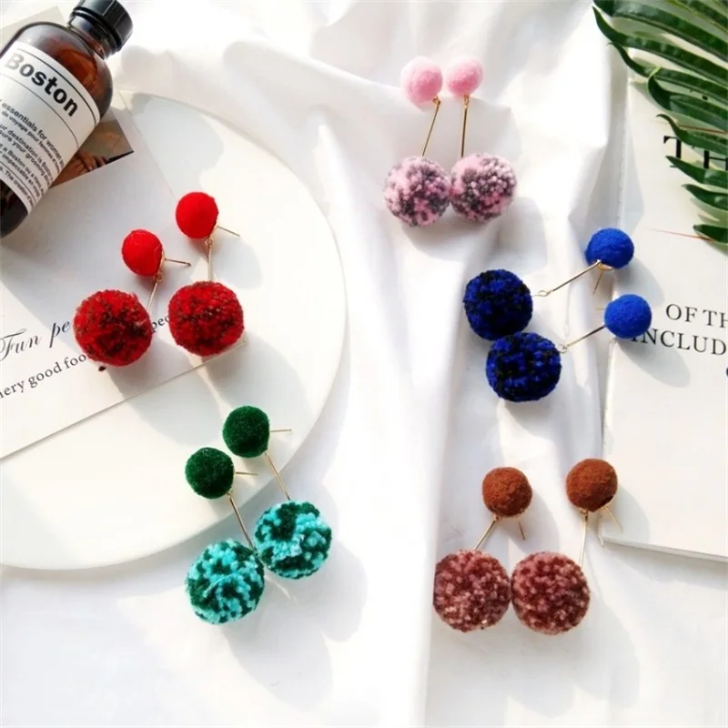 2018 модные красочные круглый плюшевые перья мяч серьги творчески темперамент Для