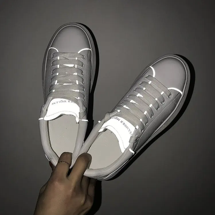 2019 г. Весенние новые дизайнерские белые туфли на танкетке со светоотражающими