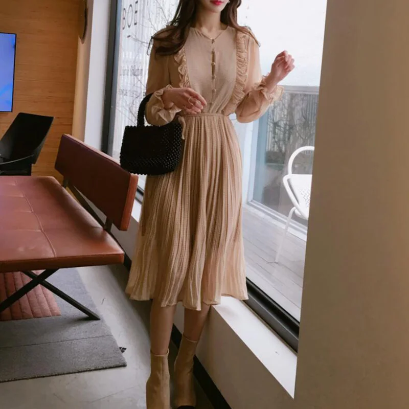 Женское плиссированное платье с круглым вырезом Расклешенным рукавом | Женская