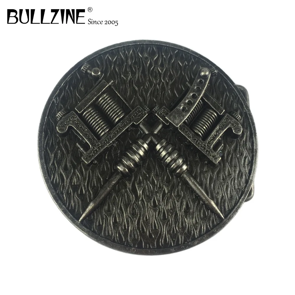 В Bullzine нанесение татуировок станка пряжки ремня с оловянной отделкой FP-03699
