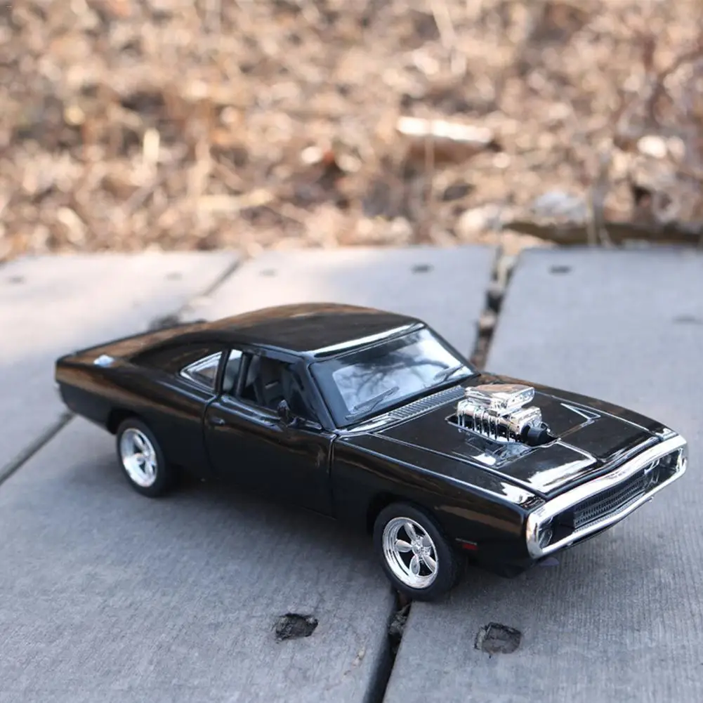 1:32 Зарядное устройство Diecast металлические модели для Dodge автомобильные часы со