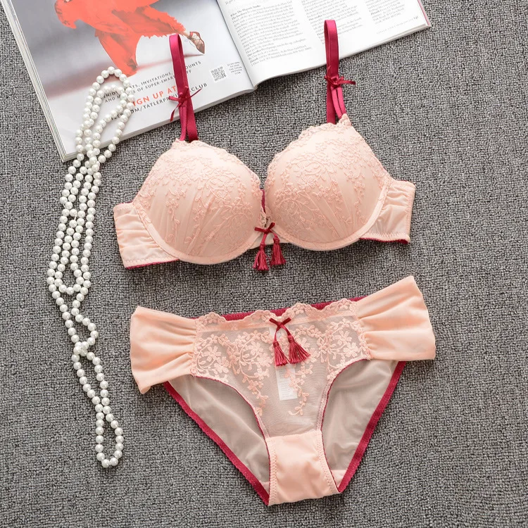 Комплект женского кружевного нижнего белья с чашками пуш ап|bra set|lace bra setset up |