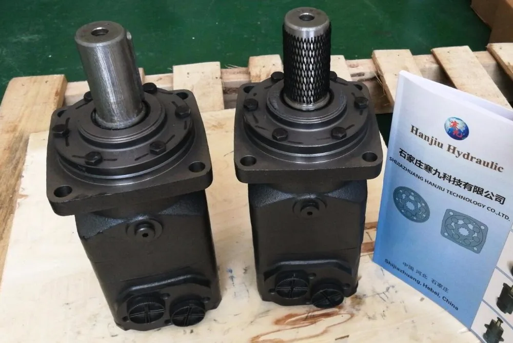 

Hydrmotor MLHT800 LSHT четырехболтовый квадратный фланцевый вал 38,1 мм
