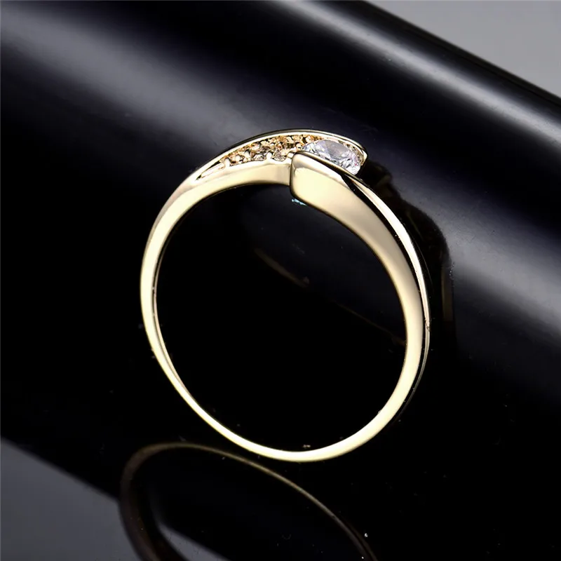 Женское кольцо с фианитом GULICX Золотое круглое белым кристаллом R008|engagement ring|fashion
