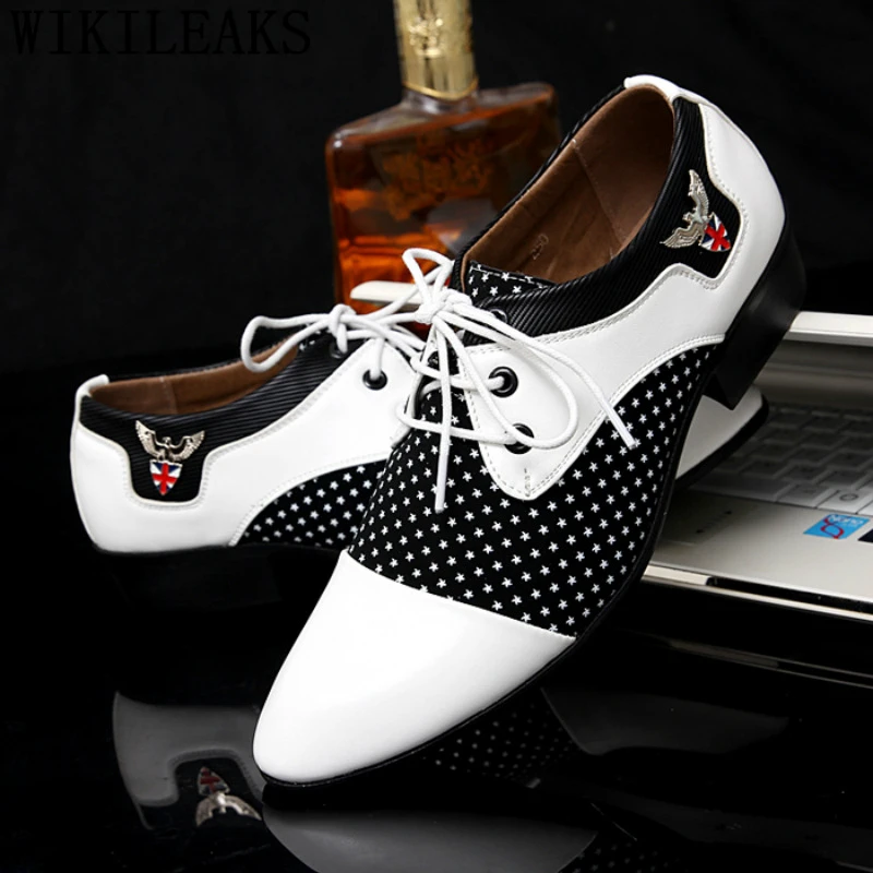 Coiffeur Men Dress Shoes Oxford Men Wedding Shoes Italian Shoes Men Zapatos Oxford Hombre Sapato Social Chaussure Homme Mariage
Coiffeur Men Dress Shoes Oxford Men Wedding Shoes Italian Shoes Men Zapatos Oxford Hombre Sapato Social Chaussure Homme Mariage