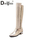 DoraTasiaразмер 34-43 женские сапоги до колена; Высокие сапоги; Зимние сапоги с мехом, женская обувь с молнией женская обувь на не сужающемся книзу массивном каблуке с острым носком; Теплые мотоциклетные ботинки