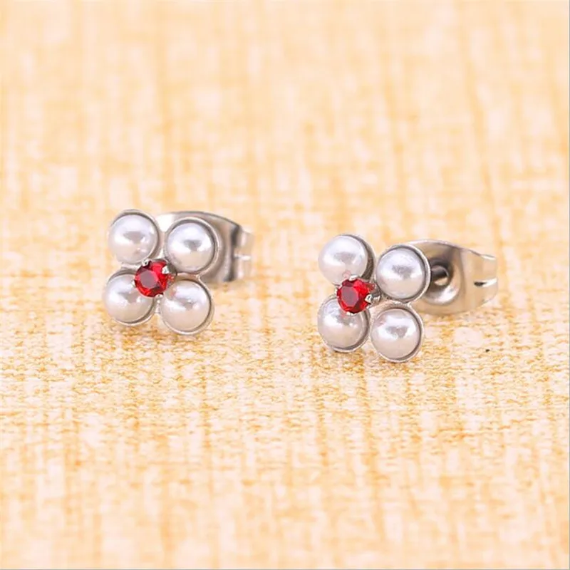 

PE070 Titanium Stud Earrings Pearl With AAA Zircon For Women 316l Stainless Steel Earring IP Plating No Fade Allergy Free