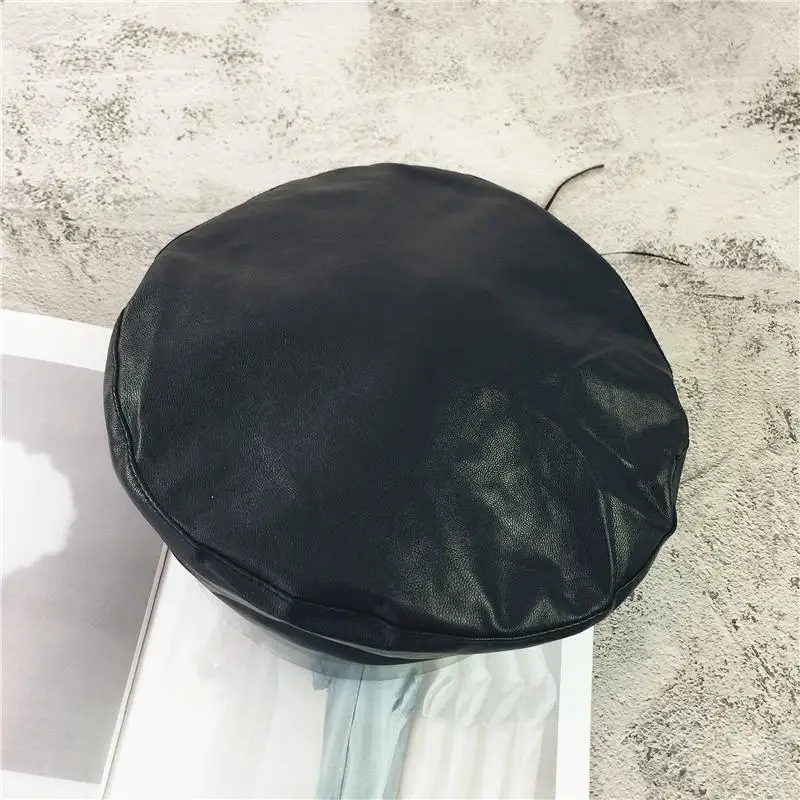 COKK из искусственной кожи, берет, шапки для женщин, зимняя плоская шапка для женщин, Boina Feminina, модная осенне-зимняя шапка, берет - Цвет: Черный