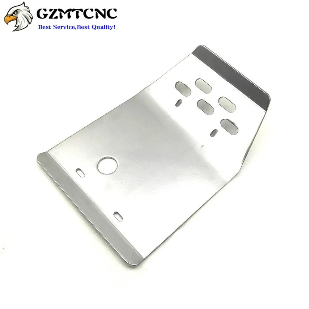 Защита двигателя напольная противоскользящая пластина защитная Базовая Нижняя