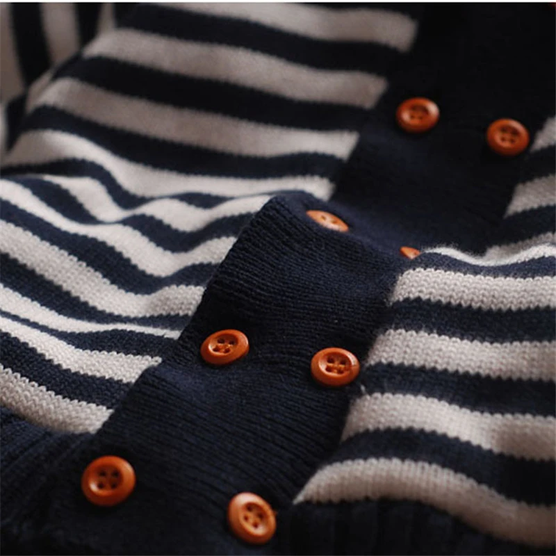 Осенне-зимняя детская одежда Вязаный свитер с капюшоном для маленьких девочек и