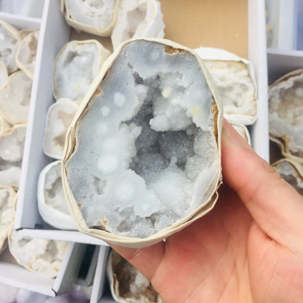 1 шт. Прямая поставка белый кристалл druzy драгоценный камень geode медитация рейки