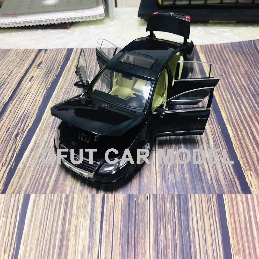 Литая 1:18 игрушка из сплава с оттягивающейся спинкой 2007 B6 Magotan модель автомобиля Детские игрушечные машинки оригинальные авторизованные подлинные детские игрушки
