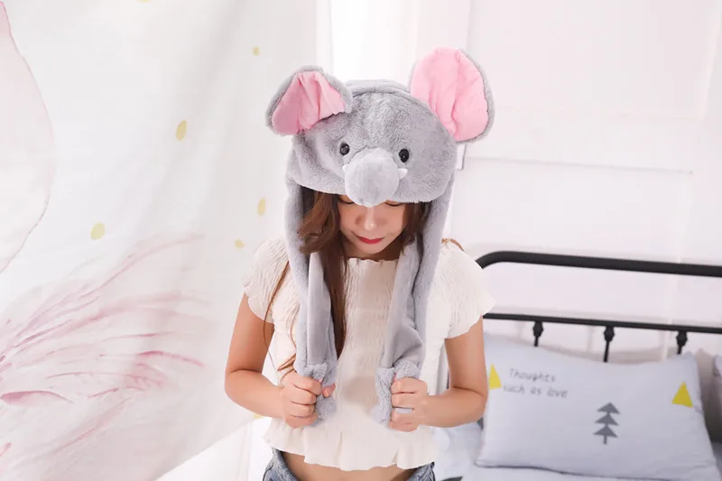 Белая плюшевая динамичная шапка со слоном и ушками с мультяшными животными