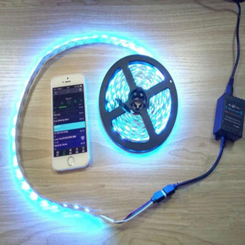 

MINI Bluetooth RGB LED Controller DC12V Controlled by Smart phone IOS/Android 4.0 Timing Function Group Control and Music Mode