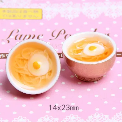 2 шт. каваи мини еда 3D смолы китайский Xiaolongbao пельменей лапша Миниатюрные для кукол аксессуары кухня играть игрушки - Цвет: 3