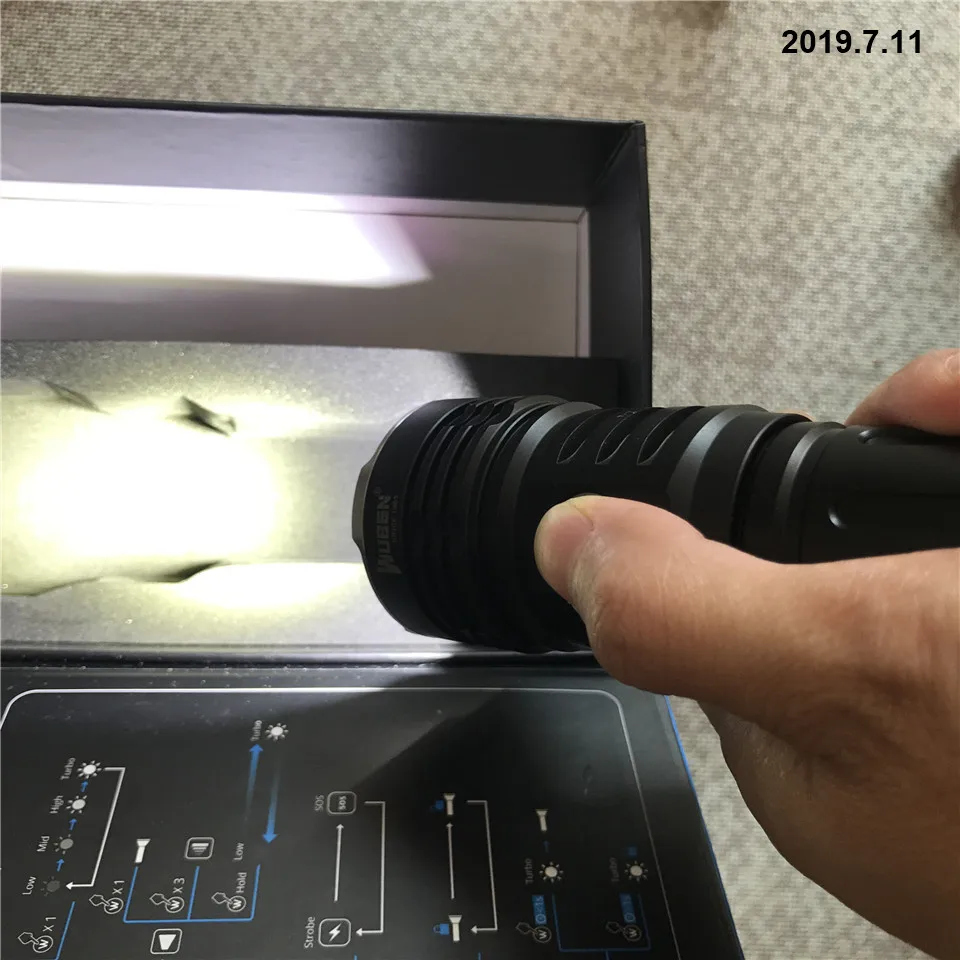 Wuben T70 250 м 4200LM Cree XHP 2,0 светодиодный перезаряжаемый фонарик типа C 26650 индикация батареи аварийный фонарь