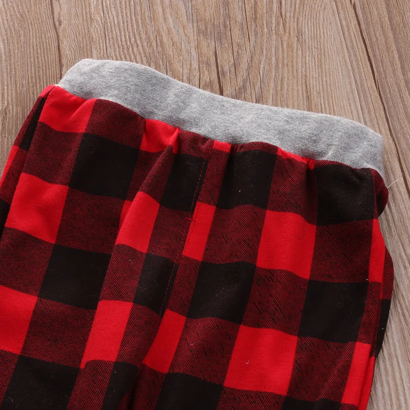 Рождественские комплекты детской одежды с тремя рождественскими елками и