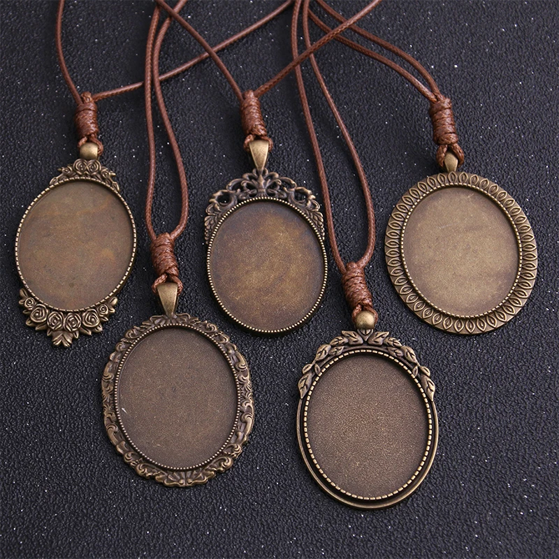 

1pcs Zinc Alloy Antique Bronze 30*40mm Oval Cabochon Settings Blank Cameo Pendant Base Tray With Leather Cord For Jewelry Making