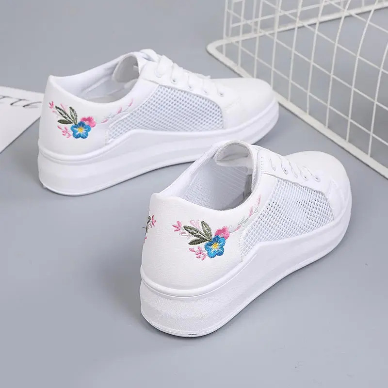 Blue small flower Женские кроссовки; Новинка года; модная обувь из дышащего сетчатого материала; женские спортивные кроссовки на шнуровке; женская обувь; zapatos de mujer - Цвет: Blue small flower