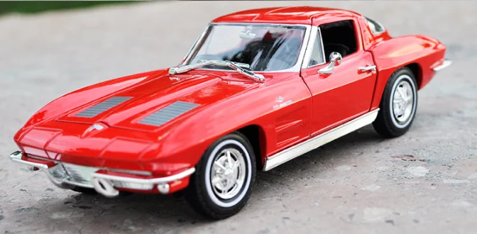 1:24 1963 Chevrolet Corvette классический автомобиль модель автомобиля из сплава бутик