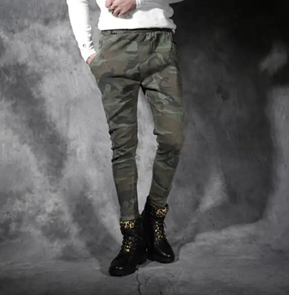 Male camouflage pants personalized feet pant male slim skinny pants mens trousers pantalones hombre cargo korean 2020 new casual