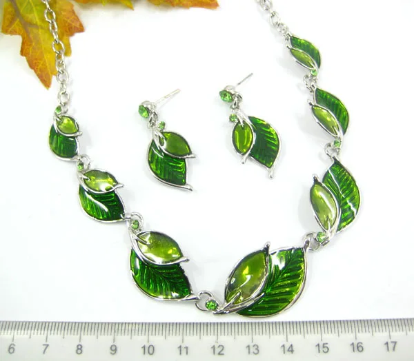 Высокое качество колье с кулонами из листьев ювелирный набор ожерелье чокер