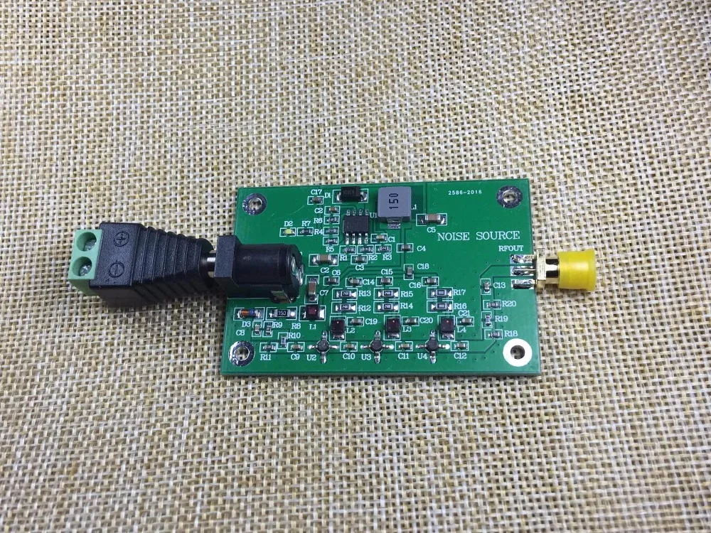 Генератор шумовых сигналов 1 3 5 ГГц|test signal generator|test generator |