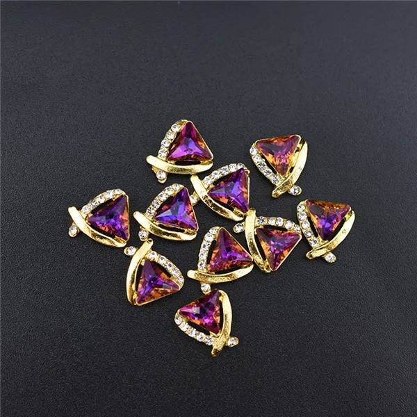 Triangle-Purple 10 шт сердце с треугольником стразами камень 3d дизайн ногтей украшения Сплав Шарм gliter ювелирные хрустальные стразы аксессуары Новинка - Цвет: Triangle-Purple