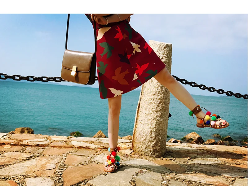 Брендовые дизайнерские разноцветные Вьетнамки с помпонами и бахромой