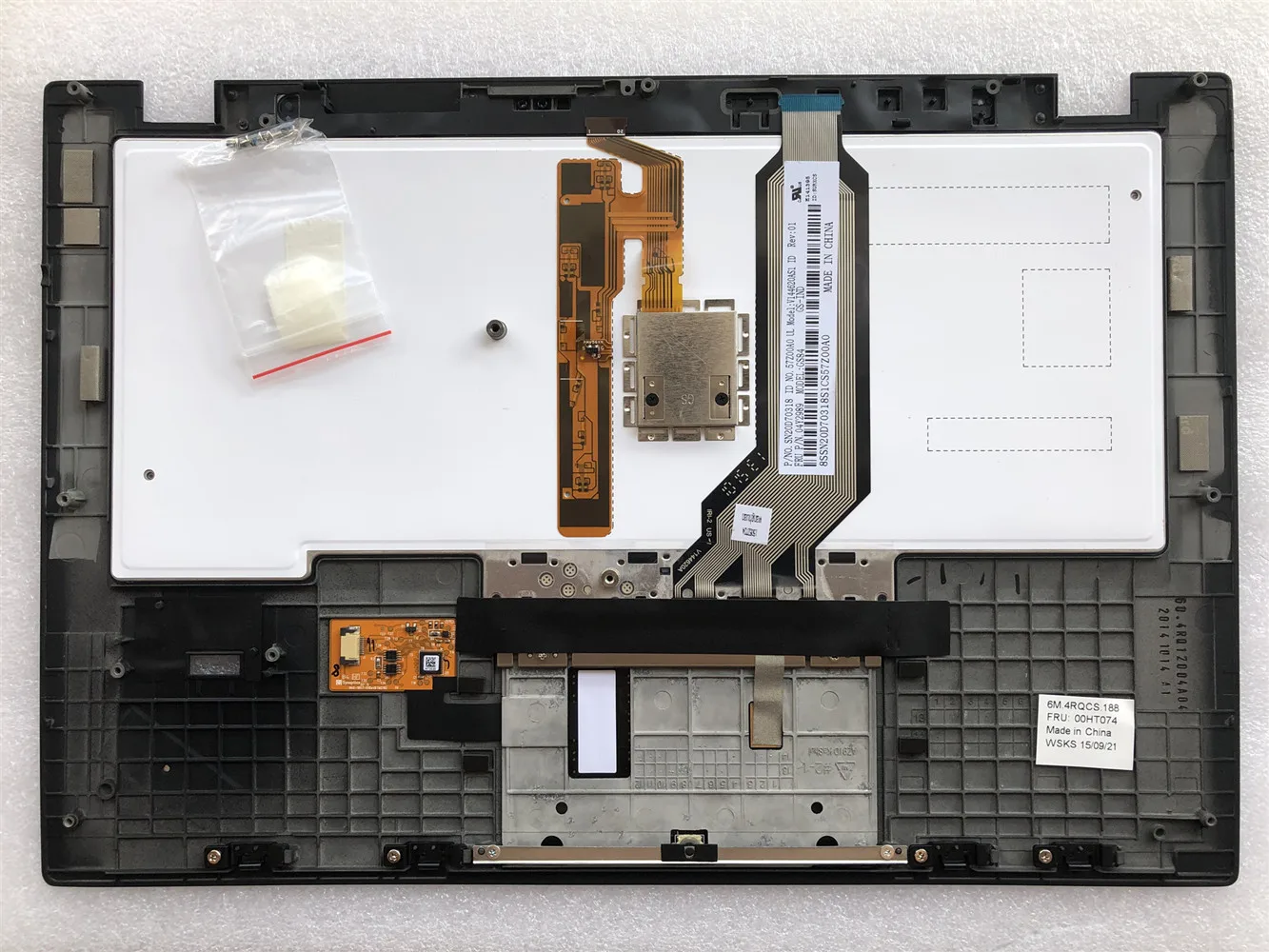 New Original for Lenovo Thinkpad X1 Carbon 2013 US Backlit Keyboard bezel Palmrest Cover FRU: 00HT074 04Y2989 04Y0822 00HT036