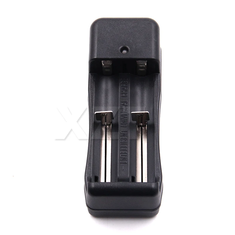 Универсальное зарядное устройство для двух аккумуляторов литий-ионная