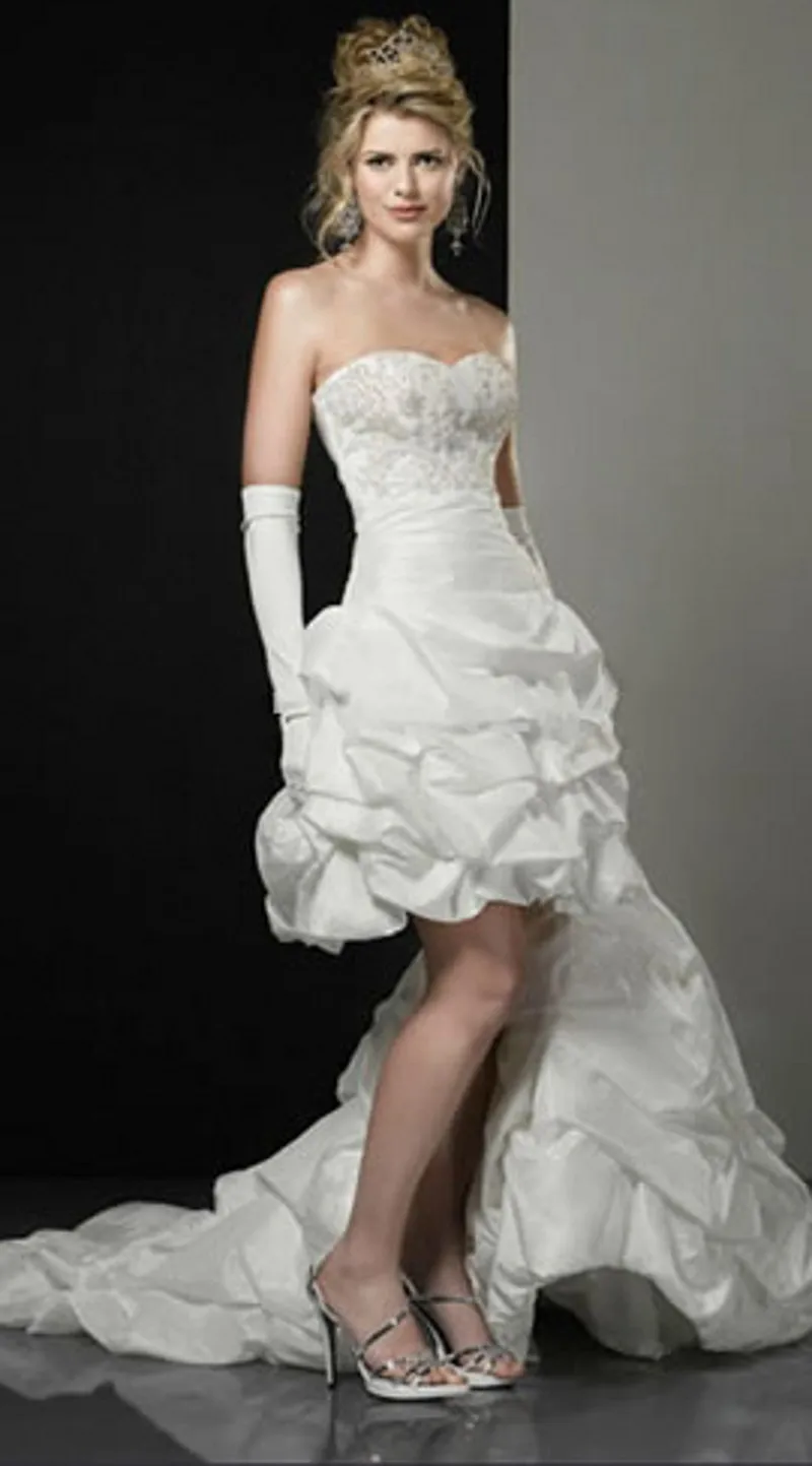 

Detachable Court Train A-Line Wedding Gown Off The Shoulder Sweetheart Wedding Dress Sleeveless Appliques Satin Vestido De Noiva