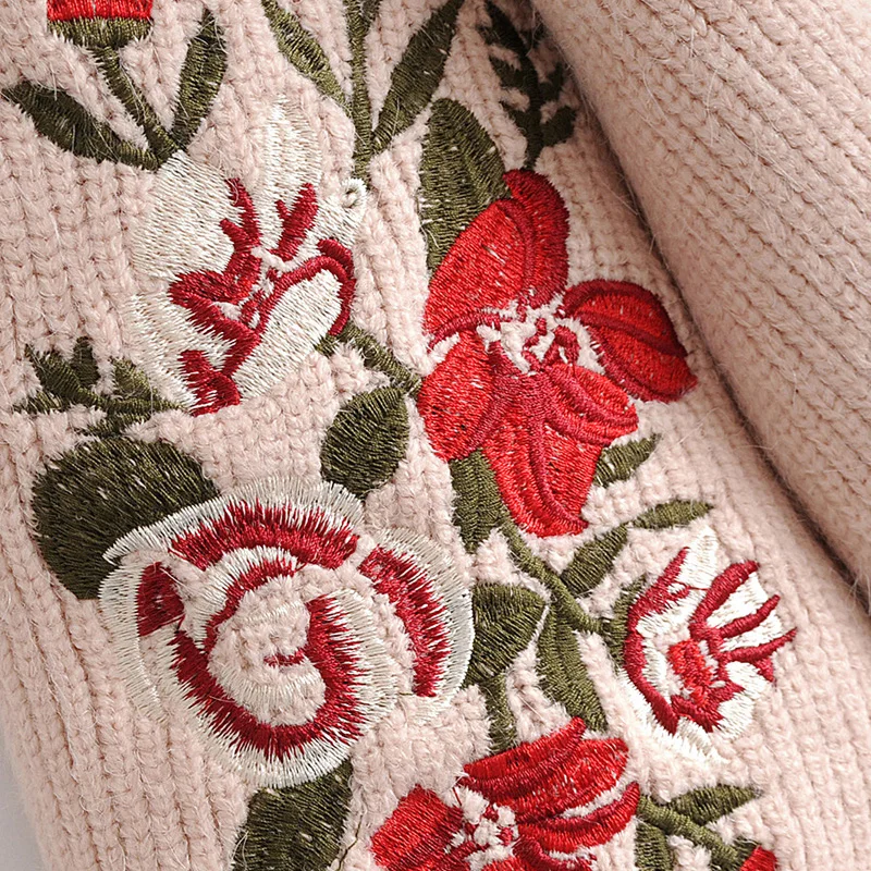 NYMPH New Fashion 2017 Autumn Outerwear Women Long Sleeve Floral Embroidery Pockets Cardigan Casual Knitted Sweater Plus Size |