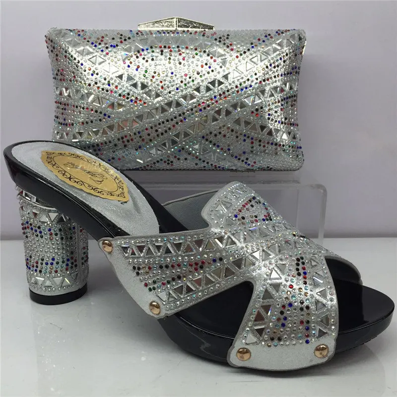 Серебристый Capputine/Новинка г.; комплект из женской обуви и сумочки в нигерийском стиле; итальянский комплект из туфель на высоком каблуке и сумочки со стразами; вечерние туфли BL905C - Цвет: Серебристый