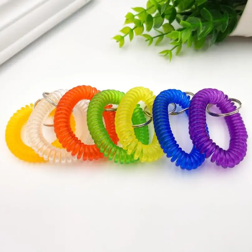 安い クリエイティブプラスチック春手リング衣服タグ伸縮スパイラル手首コイルキータグLX2098