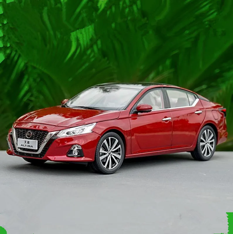 1:18 Масштаб NISSAN ALTIMA 7 передовая модель автомобиля из сплава литая под давлением