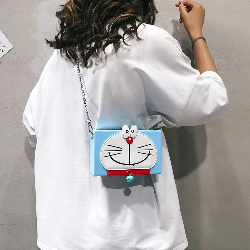 Женские сумки-мессенджеры Doraemon большие из мягкой кожи с цепочкой 2019 |