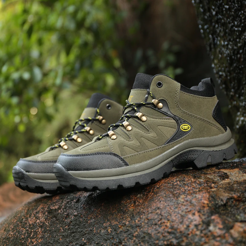 

Men's Professional Outdoor Sneakers High Hiking Shoes Comfortable Outdoor Men Large Size Shoes Warm and Comfortable Size 39-44