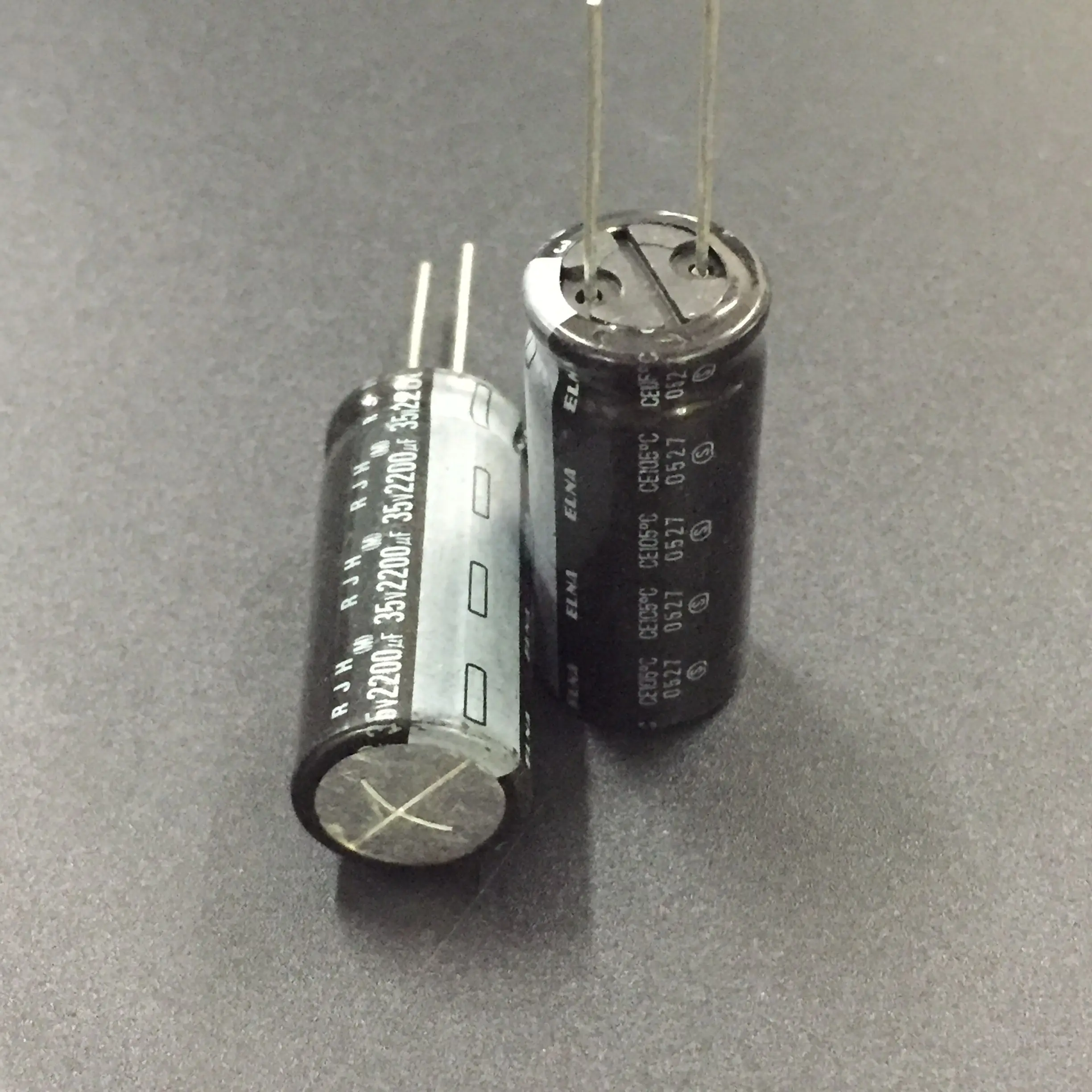5 шт. 2200 мкФ 35 в ELNA RJH серии 16x36 мм очень низкое сопротивление 35V2200uF аудио