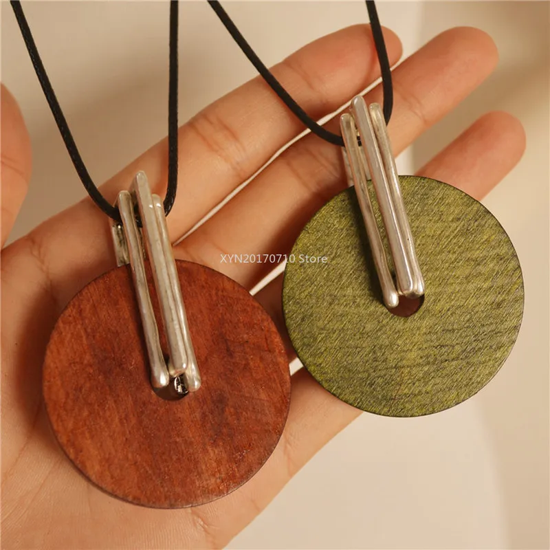 Korean Vintage Girl Necklace Ornament Wooden Round Pendant Sweater for Women Simple Literary Jewelry Accessories | Украшения и