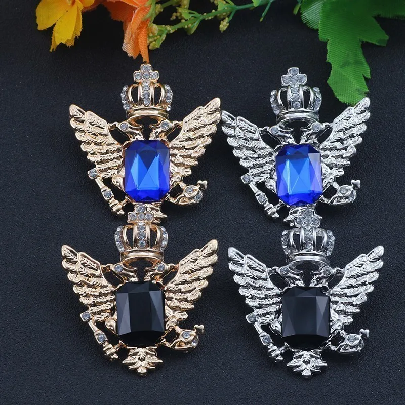 

Trendy Rhinestone Brooch Jewelry Animal Elephant Skeleton Cross Angel Wings Crown Pins Brooches For Women Men Christmas Gifts