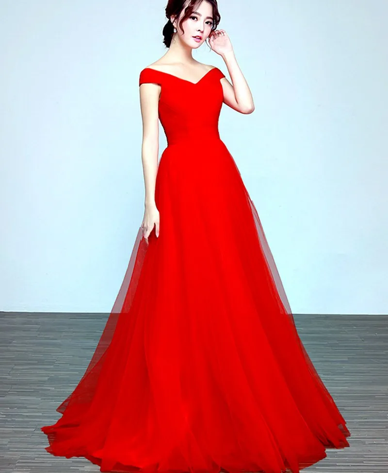 Элегантное вечернее платье с открытыми плечами на осень и зиму облегающее V