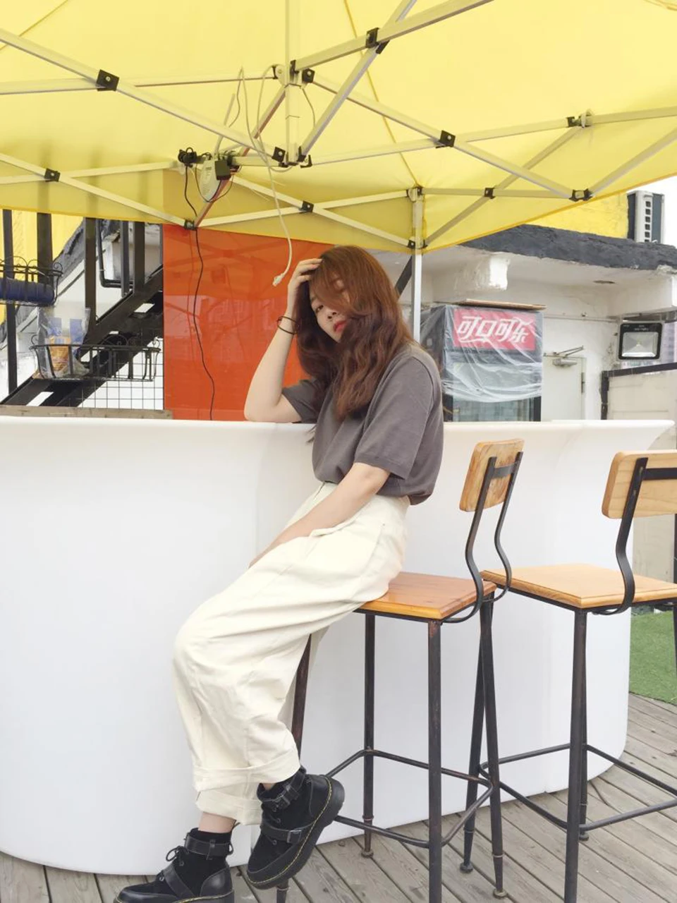 Металл Настоящая кожа Harajuku обувь Зимние сапоги женщин бренда Muffin зашнуровать военные берцы плоские ботильоны на платформе черный женский китайский короткая мода женская